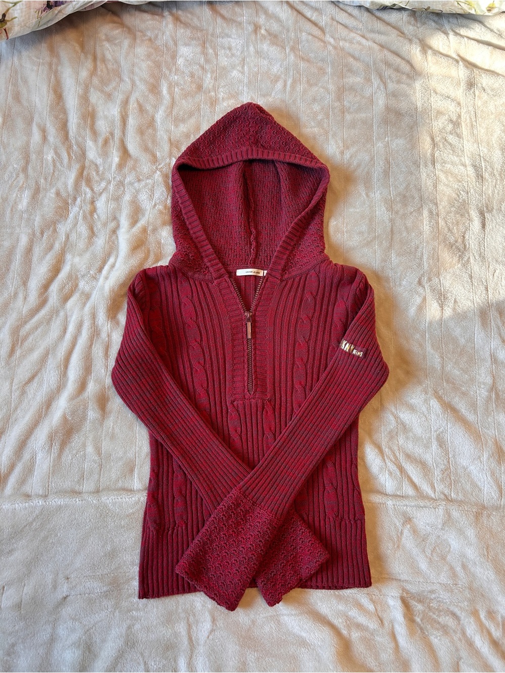 DKNY Cable Knit Hooded Sweater Y2K style